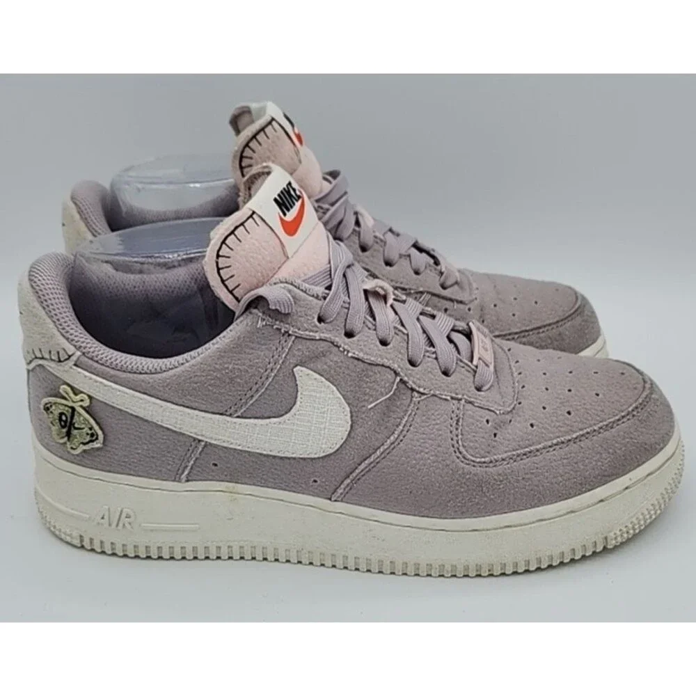 Nike Air Force 1 '07 SE Air Sprung Next Nature Women's Size 8 DJ6378-800 EUC